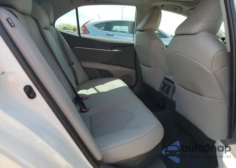 2024 Toyota Camry Xle z USA, uszkodzony, nr VIN 4T1F31AKXRU067214